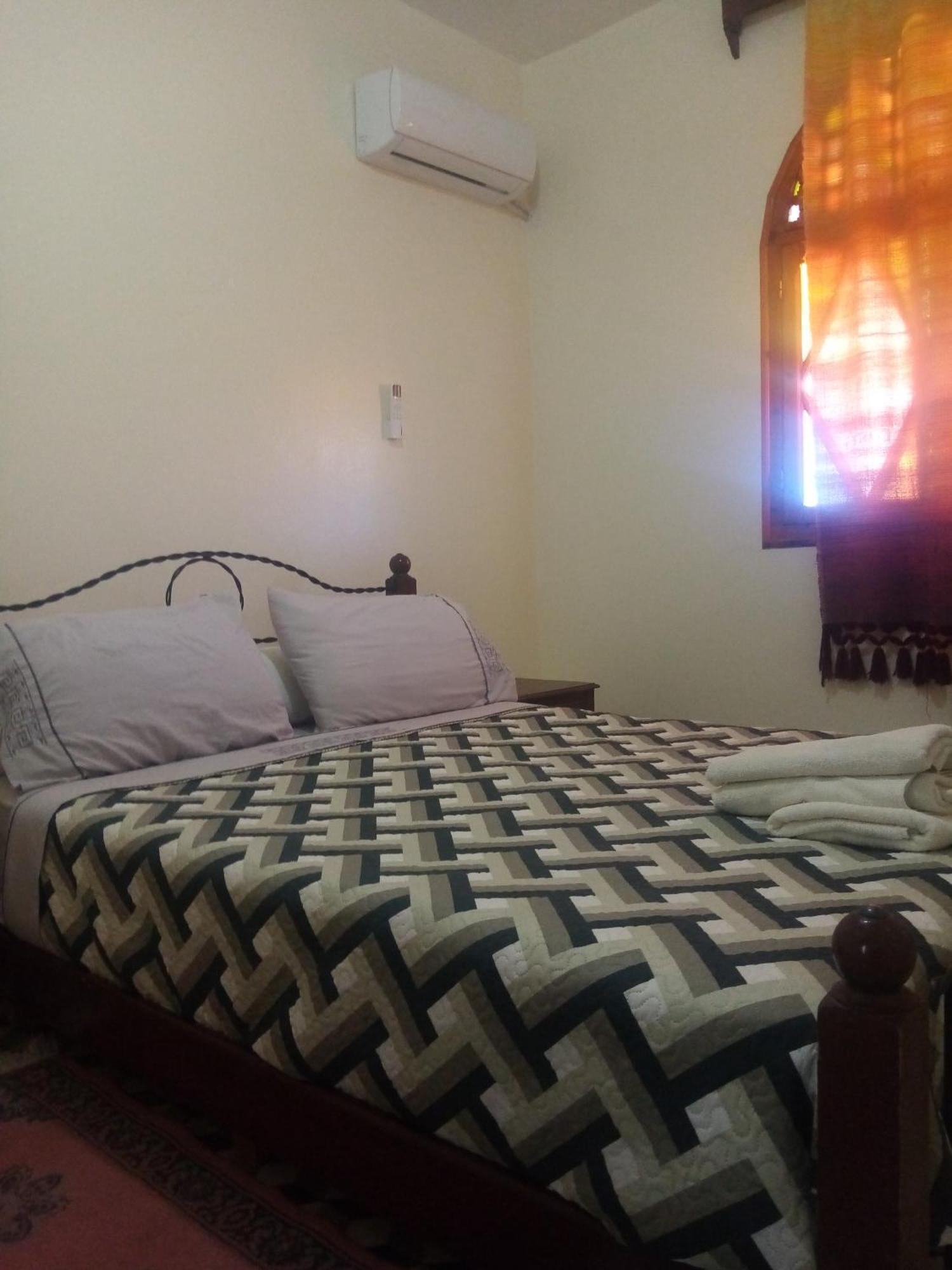 Hotel Touraghine Szafszawan Zewnętrze zdjęcie